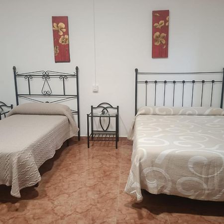 Rooms Los Montes Granada Eksteriør billede