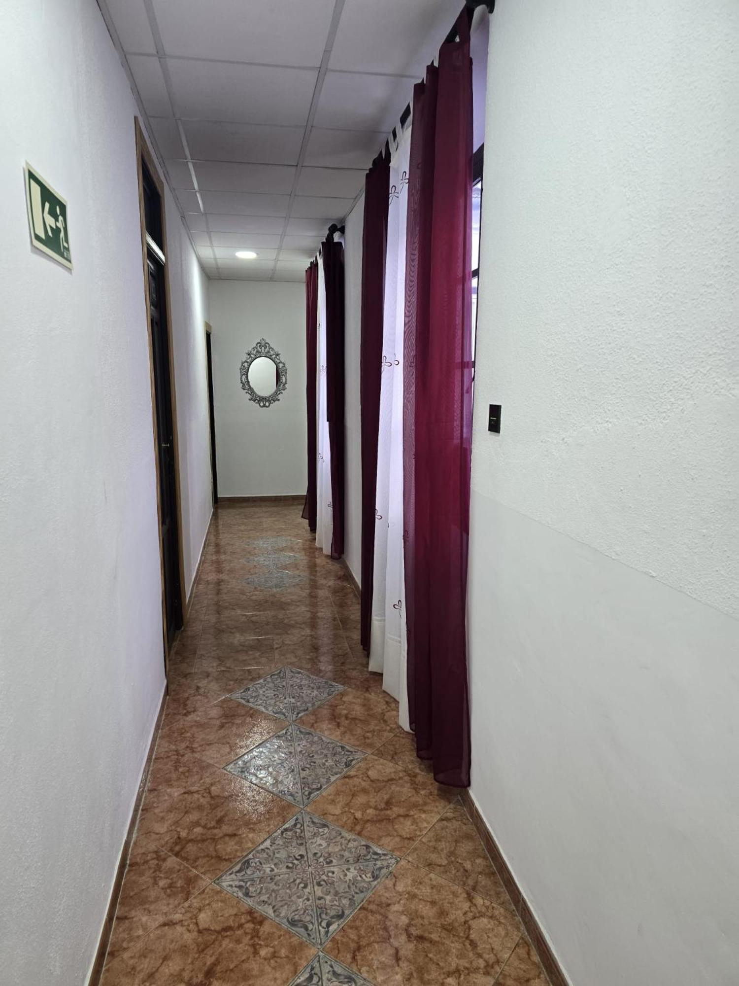 Rooms Los Montes Granada Eksteriør billede